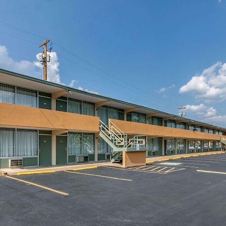 Rodeway Inn Kingston Springs エクステリア 写真