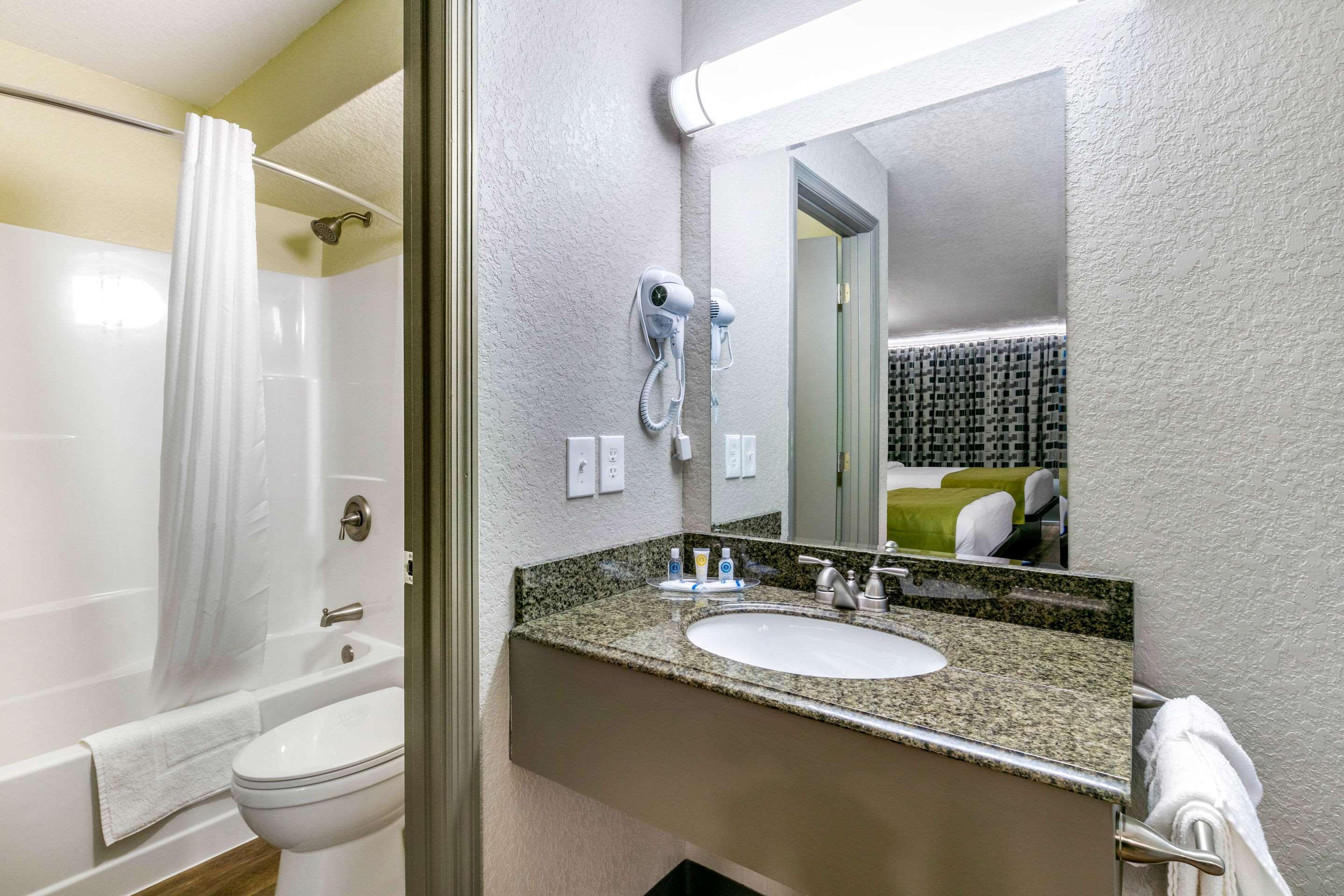 Rodeway Inn Kingston Springs エクステリア 写真